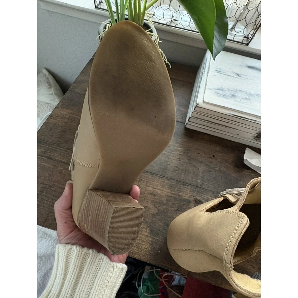 SBicca Leather Fringe Bootie Taupe Buckle Hippy Cowgirl Festival SZ 8